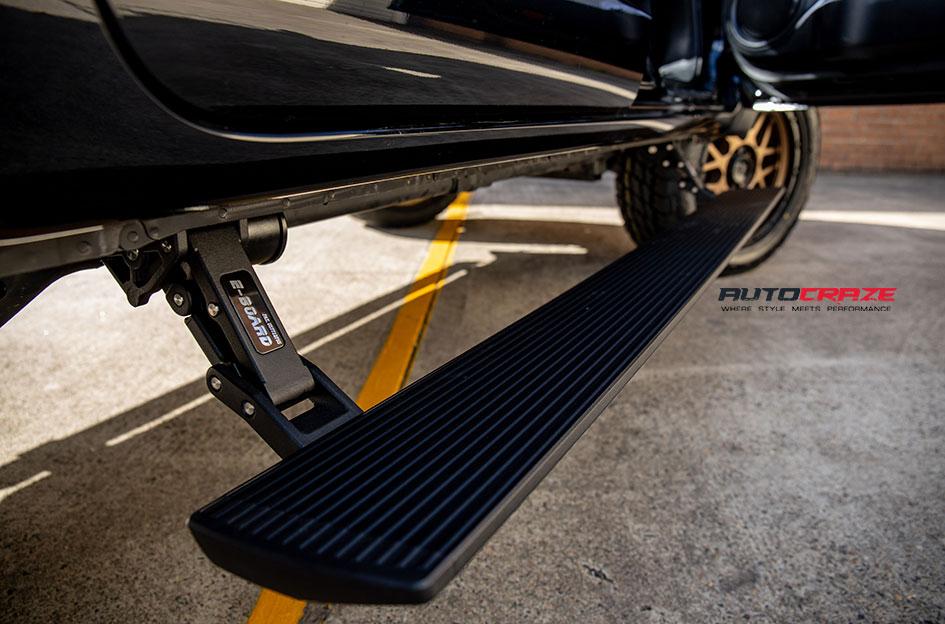 TOYOTA HILUX 4WD GRENADE OR MATTE BRONZE WITH MATTE BLACK LIP